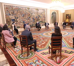 Vista general durante la audiencia de Su Majestad el Rey con los asistentes a la audiencia